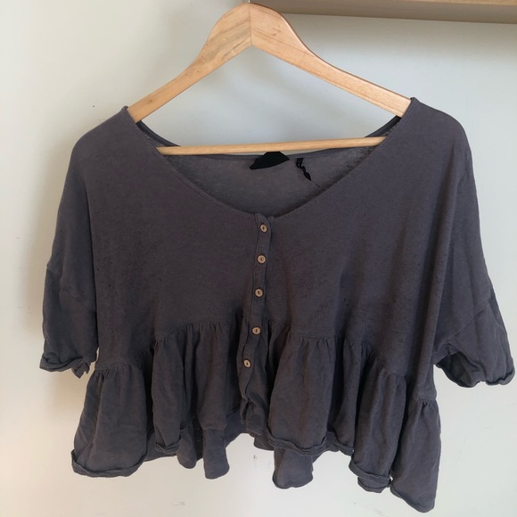 Cropped Top - Picture 2 of 3